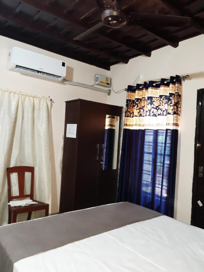 Valiyath Holidays Homestay Mundrothuruth ภายนอก รูปภาพ